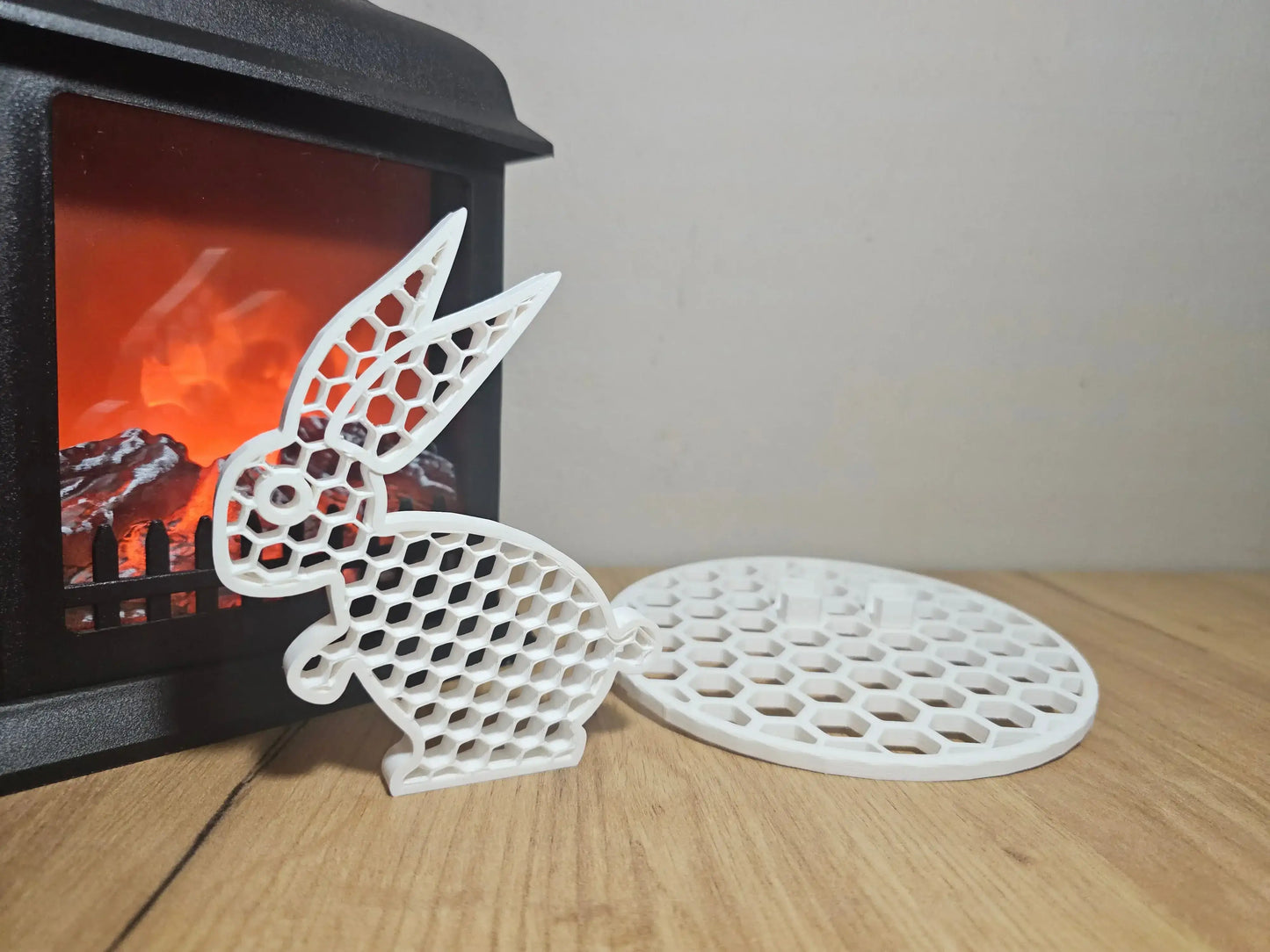Królik 3D - dekoracja S z podstawą | nowoczesny design loft Uniikki CraftStudio