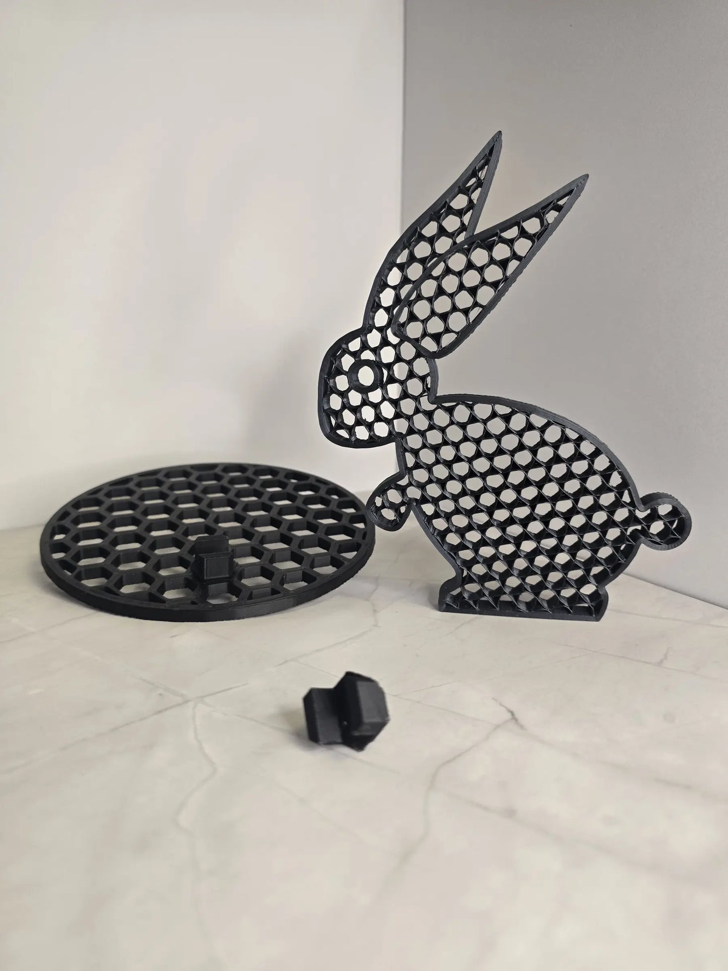 Królik 3D dekoracja M z podstawą - nowoczesny design loft
